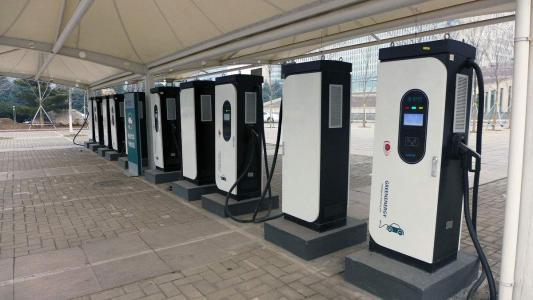 新能源充電樁全解析 從類型到安裝，一篇看懂